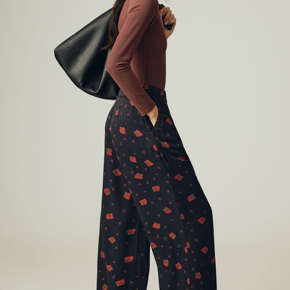 FARM Rio Anthropologie Strawberry Print Wide-Leg Pants - Picture 5 of 13